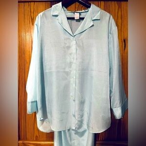 NEW Linda Aqua Blue Satin Pajama Set size Medium